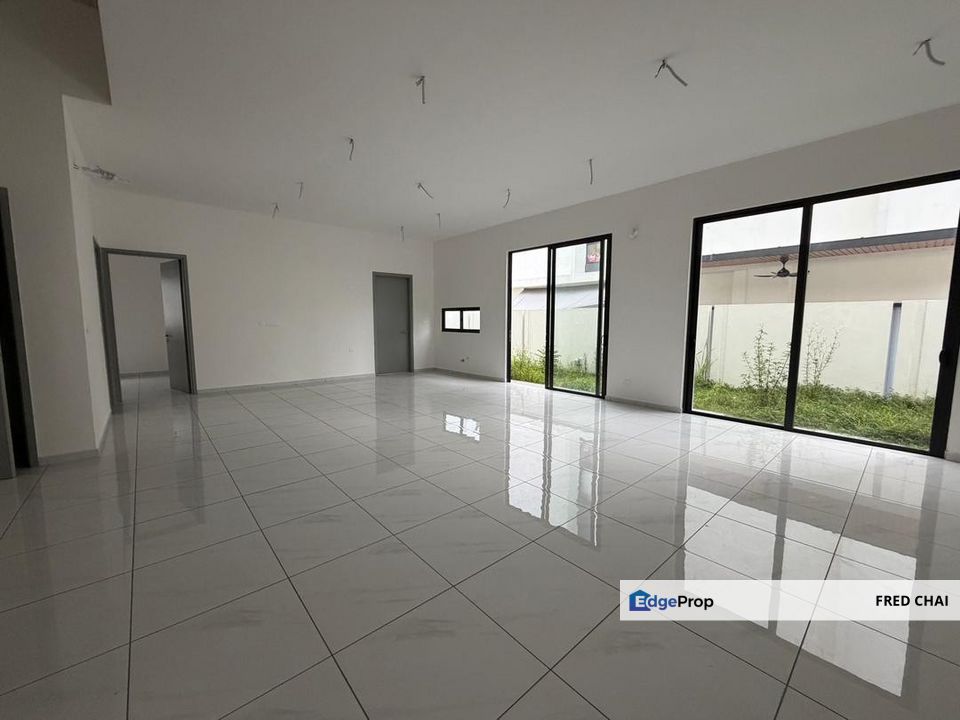 C H E A P Brand New 3 sty Semi-D at Twin Palm Latania 2, Sungai Long, Selangor, Kajang