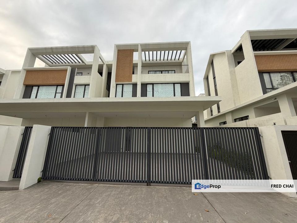 C H E A P Brand New 3 sty Semi-D at Twin Palm Latania 2, Sungai Long, Selangor, Kajang