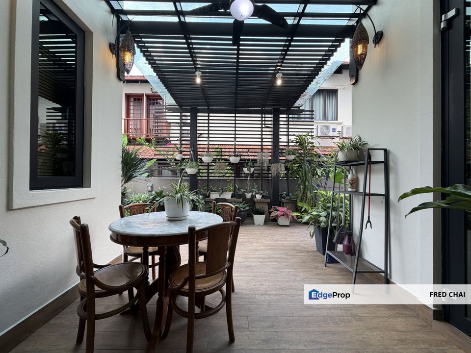 Bukit Gita Bayu Double Storey Bungalow For Sale, Selangor, Seri Kembangan