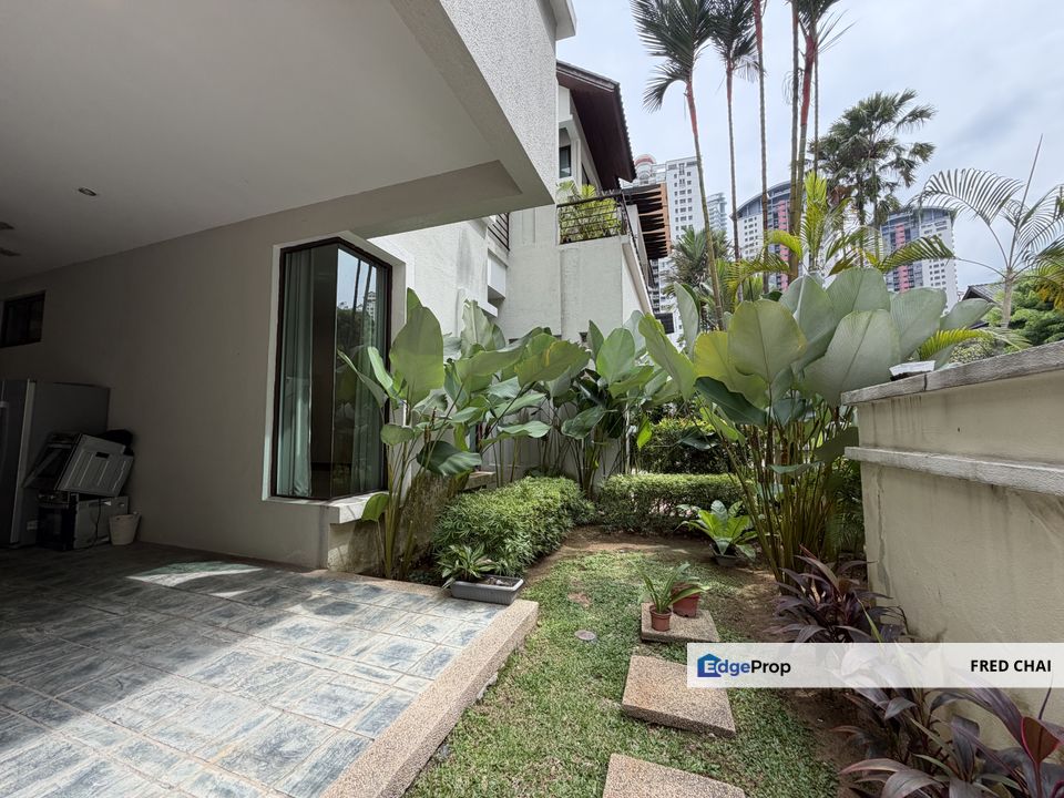 Villa Mont Kiara Three Storey Link Bungalow House For Sale, Kuala Lumpur, Mont Kiara