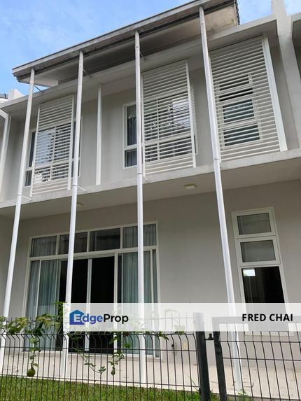 Senja Residence 3 Storey Terrace House For Sale, Selangor, Seri Kembangan