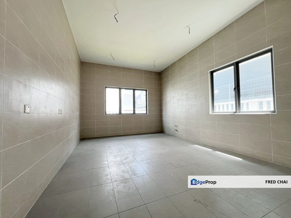 CHEAP 3 storey bungalow in Damai Gayana Bandar Damai Perdana KL, Selangor, Bandar Damai Perdana