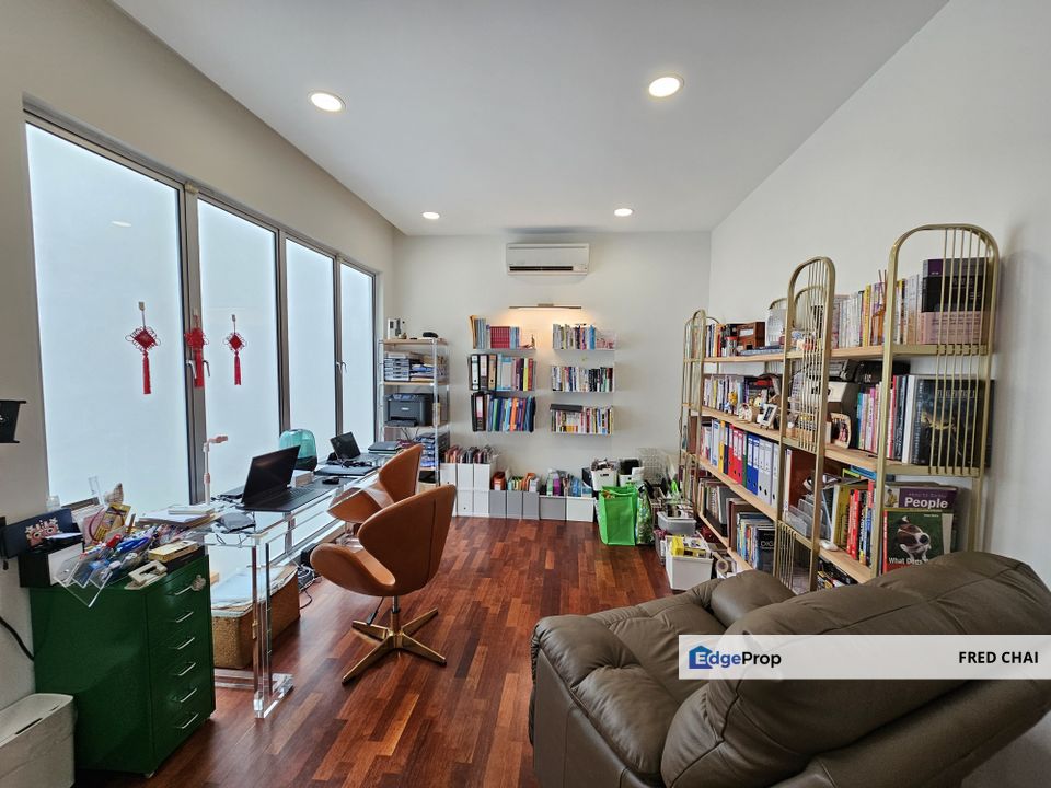 C H E A P 2.5 Sty Superlink at The Oasis Cheras, Selangor, Cheras South