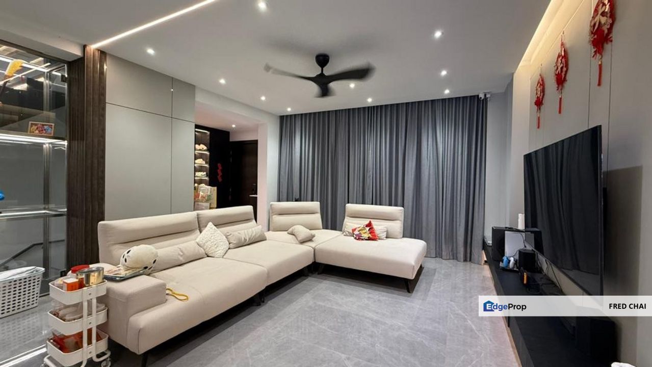 Jade Hills 2.5 Storey Terrace House For Sale, Selangor, Kajang