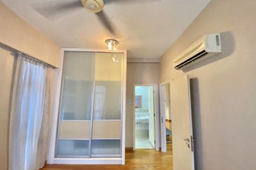 Casa Suites @ Damansara Intan