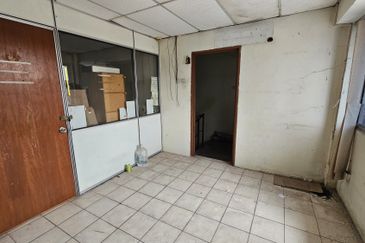 Industrial In Andalas Senawang (Nearby Taman Tuanku Jaafar)