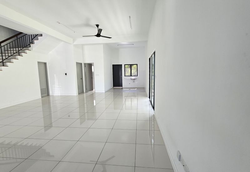 RESIDENCE HILLS @ TAMAN TUANKU JAAFAR