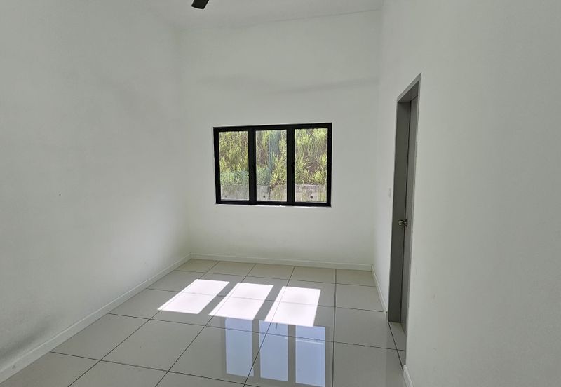 RESIDENCE HILLS @ TAMAN TUANKU JAAFAR