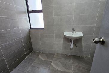 RESIDENCE HILLS @ TAMAN TUANKU JAAFAR