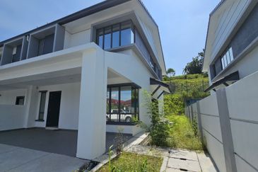 RESIDENCE HILLS @ TAMAN TUANKU JAAFAR