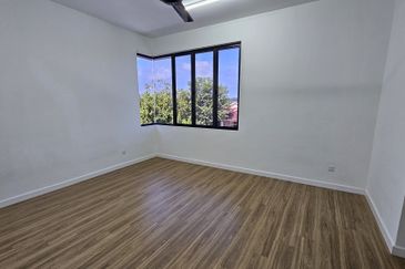 RESIDENCE HILLS @ TAMAN TUANKU JAAFAR