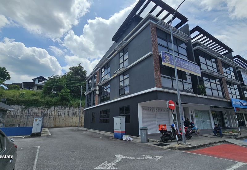 Pusat Komersial Rasah Prima