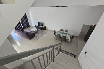 Nova and Aurora Bandar Springhill