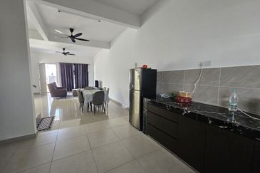 Nova and Aurora Bandar Springhill