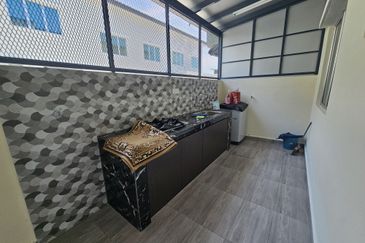 Nova and Aurora Bandar Springhill