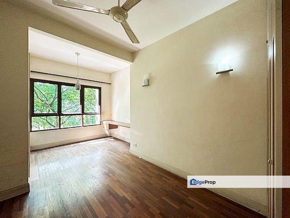 Surian Condominium, Selangor, Mutiara Damansara