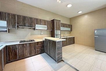 Rafflesia @ The Hill