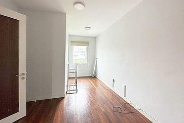 Rafflesia @ The Hill