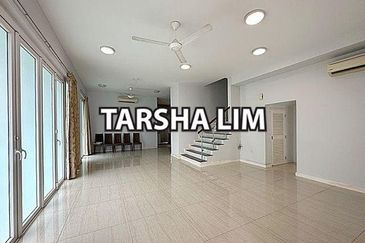 Rafflesia @ The Hill