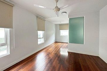 Rafflesia @ The Hill