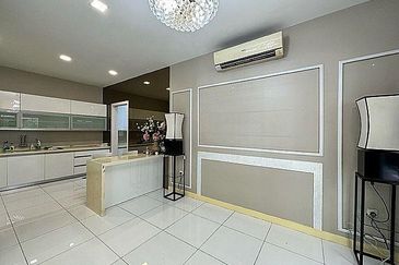 Rafflesia @ The Hill