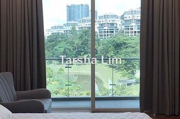 Rafflesia @ The Hill