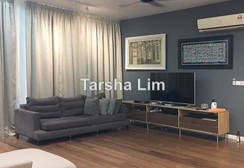 Rafflesia @ The Hill