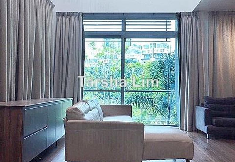 Rafflesia @ The Hill