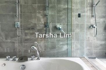 Rafflesia @ The Hill