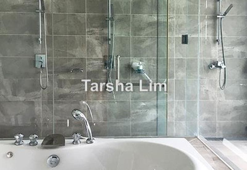 Rafflesia @ The Hill