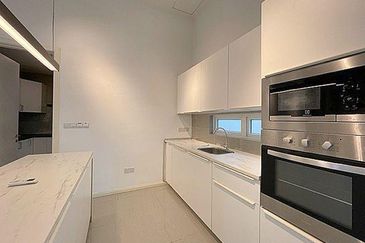 Rafflesia @ The Hill