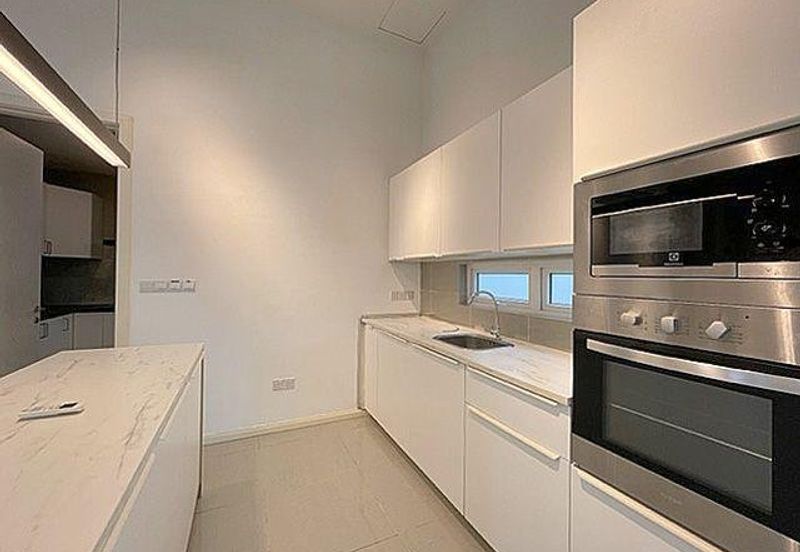 Rafflesia @ The Hill