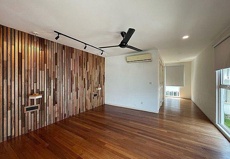 Rafflesia @ The Hill