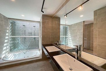 Rafflesia @ The Hill