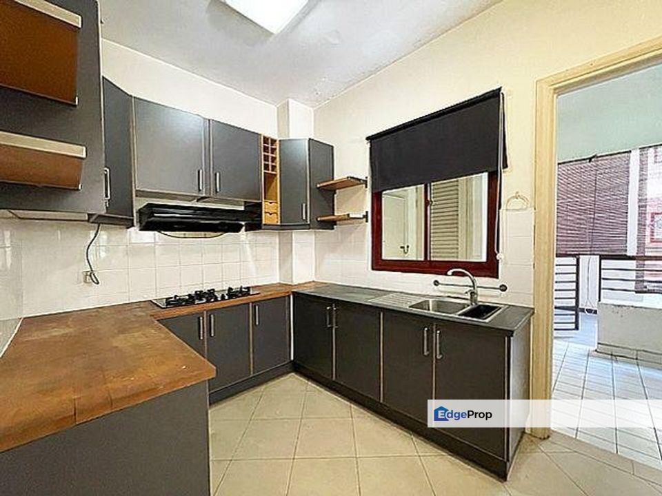 Surian Condominium, Selangor, Mutiara Damansara