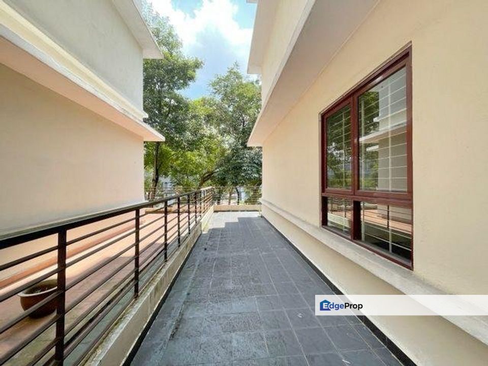 Surian Condominium, Selangor, Mutiara Damansara