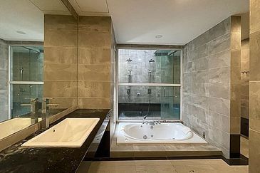 Rafflesia @ The Hill