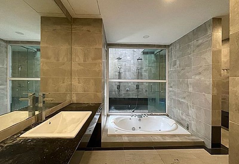 Rafflesia @ The Hill