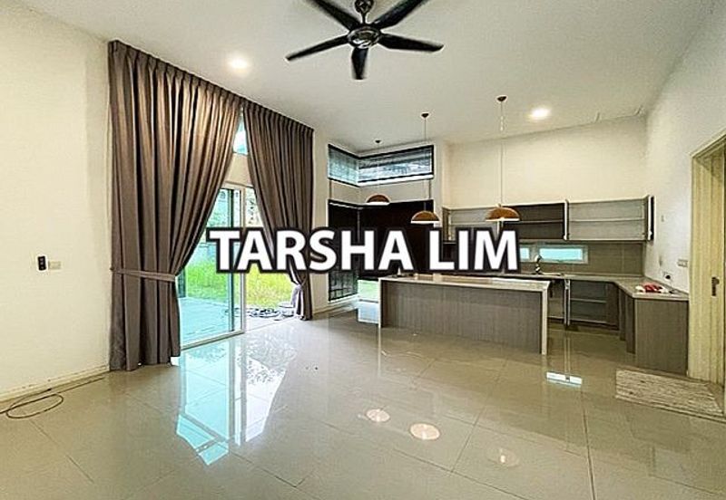 Rafflesia @ The Hill