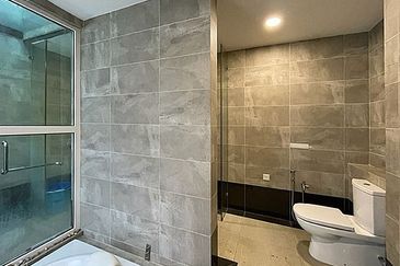 Rafflesia @ The Hill