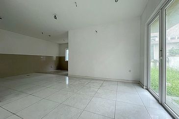 Rafflesia @ The Hill