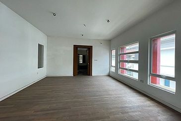 Rafflesia @ The Hill