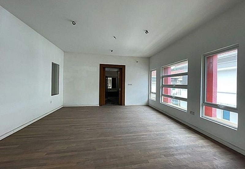 Rafflesia @ The Hill