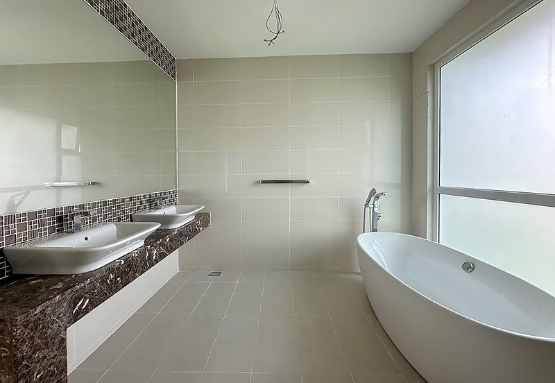 Rafflesia @ The Hill