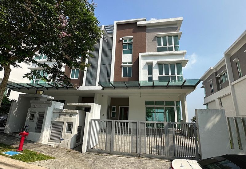 Rafflesia @ The Hill