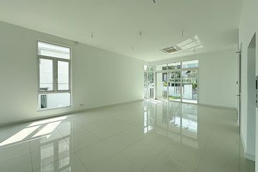 Rafflesia @ The Hill