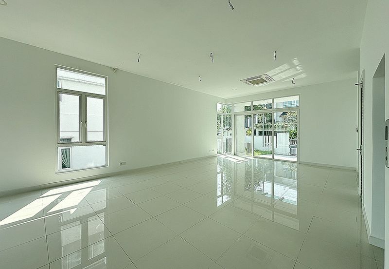 Rafflesia @ The Hill