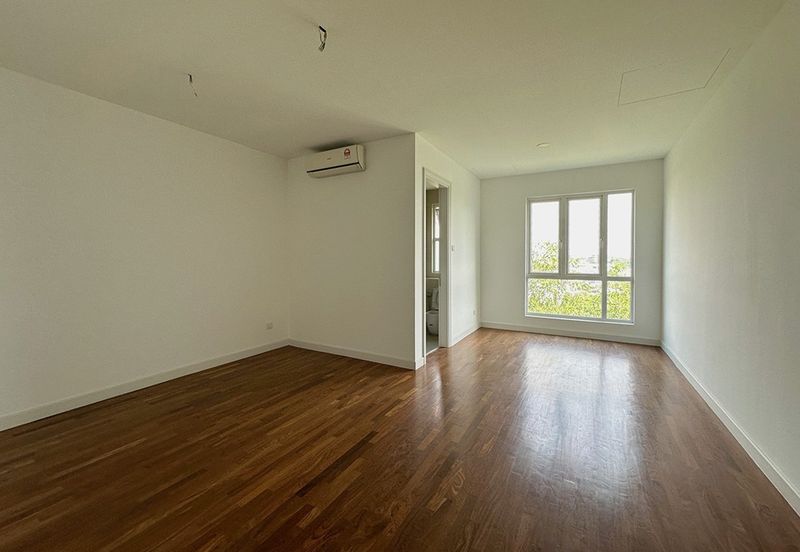 Rafflesia @ The Hill