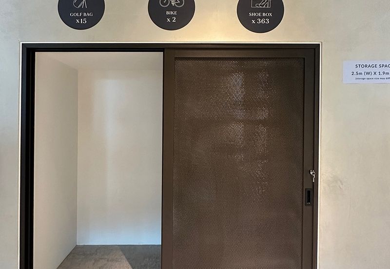 Freehold only 126 units with private lift lobby, ev bay & extra store