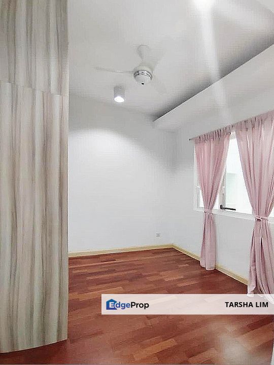 Magnificent unblocked green and mutiara view. Breezy quiet all time., Selangor, Mutiara Damansara